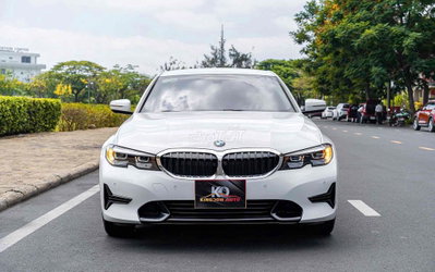 BMW 320i Sportline 2022 Trắng