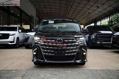 Xe Toyota Alphard HEV 2.5 AT 2026
