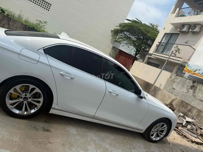 VinFast Lux A 2020 Trắng