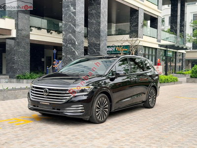Xe Volkswagen Viloran Luxury 2024