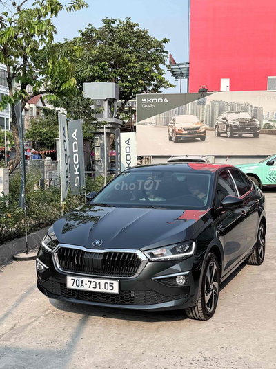 Skoda Slavia 2026 Xám giá tốt
