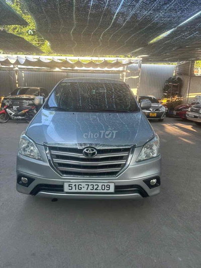 Toyota Innova 2014 G Bạc 8 chổ số tự động xe rin