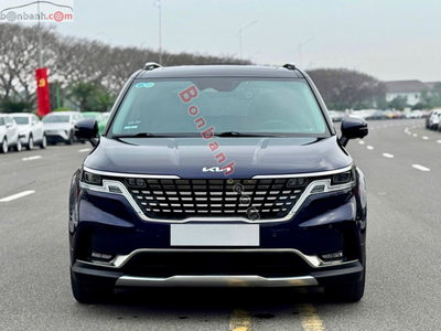 Xe Kia Carnival Signature 2.2D 2022