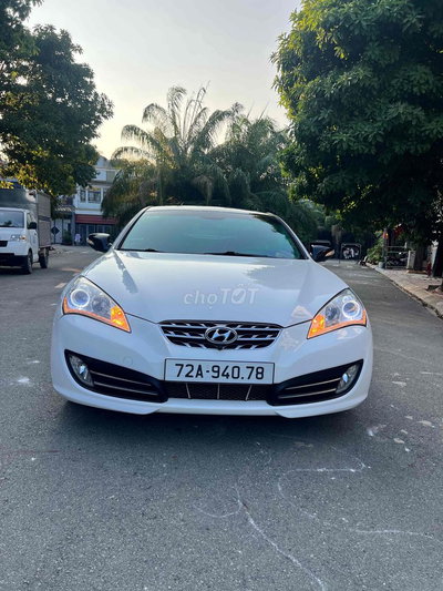 Hyundai Genesis 2009 RS 2.0 Turbo