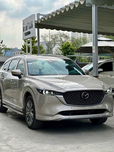 Mazda CX-8 Vàng cát 7 chỗ