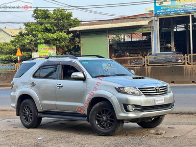 Xe Toyota Fortuner 2.5G 2016