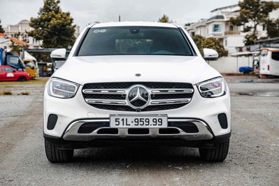 Mercedes GLC200 4Matic V1 wrap trắng sx2022 35k km
