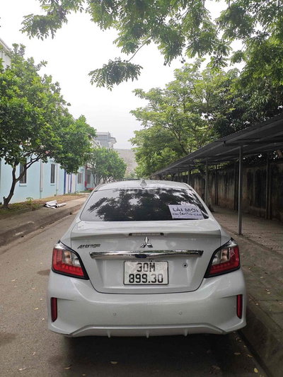 Mitsubishi Attrage 2021 1.2 AT 40000 km