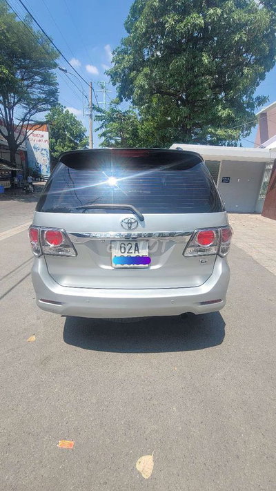 Cần bán 1 trong 2 xe toyota