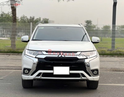 Xe Mitsubishi Outlander 2.0 CVT 2022