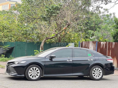 (Chính Hãng) Toyota Camry 2021 2.0G Xuất VAT Cao