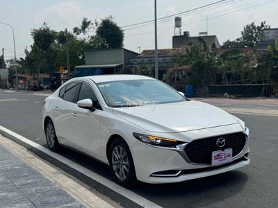 Mazda 3 2022 Luxury Trắng 5 vạn
