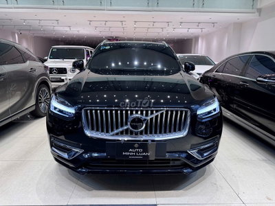 Volvo XC90 2022 Recharge T8 AWD - 19000 km