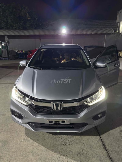 Honda City 2018 1.5 TOP - 24000 km