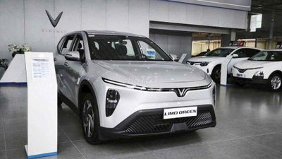VF LIMO GREEN CHÍNH SÁCH BIỆT CHO XE DỊCH VỤ
