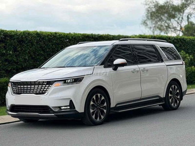 KIA Carnival 2022 Premium 90.000km Trắng