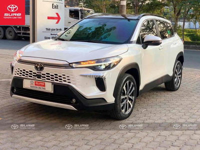 Toyota Corolla Cross 2024 1.8V siêu đẹp