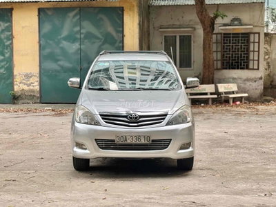 Toyota Innova 2010 V số tự động