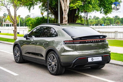 Porsche Macan 2025 thuần điện màu đẹp dáng đẹo