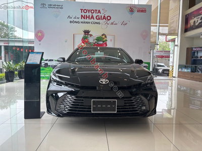 Xe Toyota Camry 2.5 HEV Top 2025