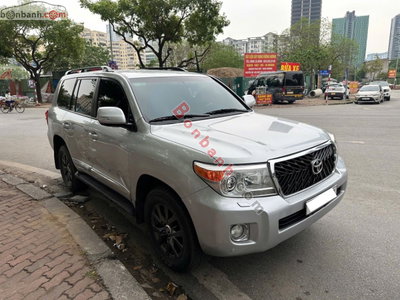 Xe Toyota Land Cruiser VX 4.6 V8 2014