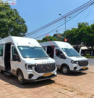 Xe Ford Transit Limousine 10S 2025
