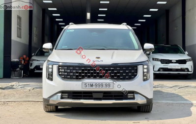 Xe Kia Carnival Premium 2.2D 7S 2024
