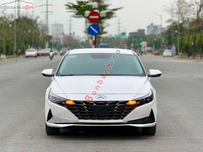 Xe Hyundai Elantra 1.6 AT Đặc biệt 2024