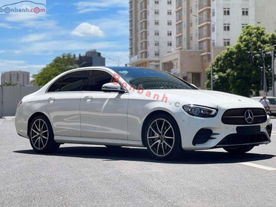 Xe Mercedes Benz E class E300 AMG 2022