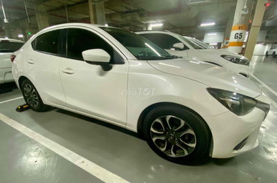 Mazda 2 2016 1.5AT sedan