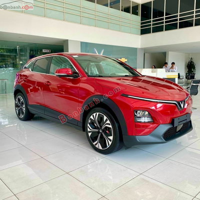 Xe VinFast VF6 Plus 2026