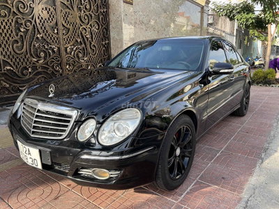 Mercedes-Benz E 200 Kompressor 2008 Đen