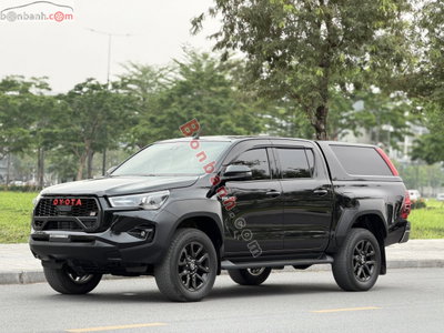 Xe Toyota Hilux Adventure 2.8L 4x4 AT 2024