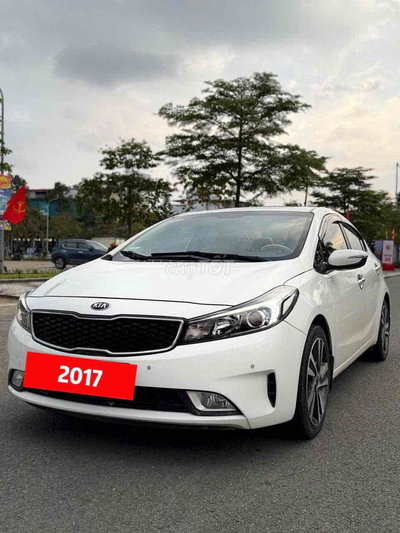 Kia Cerato 2017 1.6 AT bản full