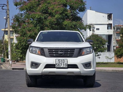NAVARA 201I8 PREMIUM AT 1 CẦU 130.000KM BH 1 NĂM