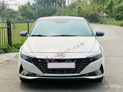 Xe Hyundai Elantra 1.6 AT Đặc biệt 2024