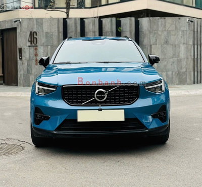Xe Volvo XC40 Ultimate B5 AWD 2023