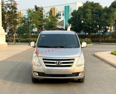Xe Hyundai Grand Starex 2.5 MT 2015
