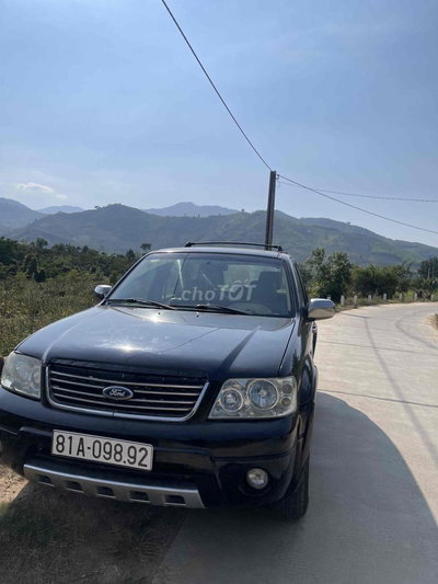 Ford Escape 2.3L Stđ . (còn tin là còn bán)