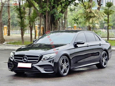 Xe Mercedes Benz E class E300 AMG 2020
