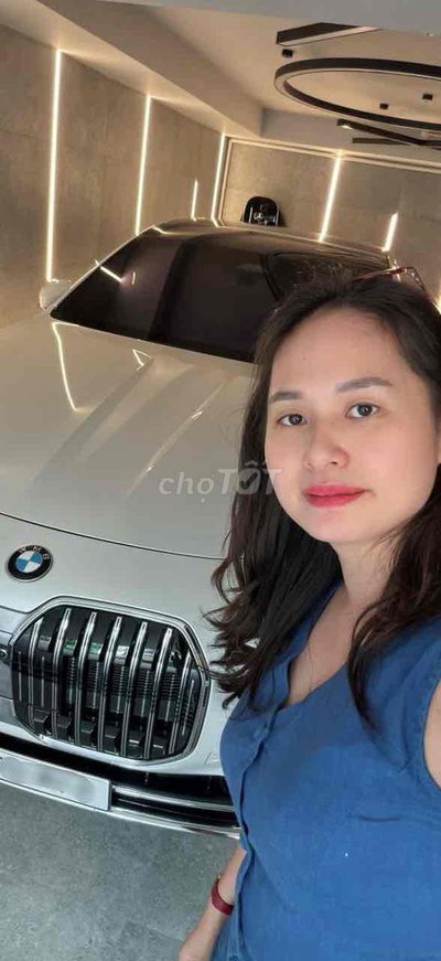 BMW 735i 2023 EXCELL 400km