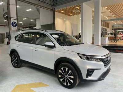 Honda BRV G Trắng 7 chỗ