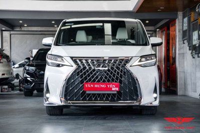 LEXUS LM350 Sản xuất 11/2021 , lăn bánh 40.000 KM