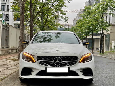 Mercedes C300 2019 - 20000 km