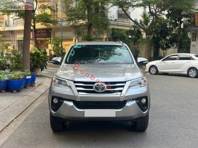 Xe Toyota Fortuner 2.4G 4x2 MT 2017