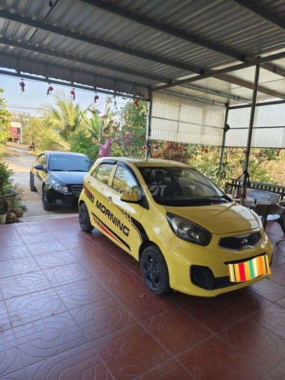 Kia Morning 2015 màu Vàng