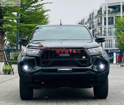 Xe Toyota Hilux Adventure 2.8L 4x4 AT 2024