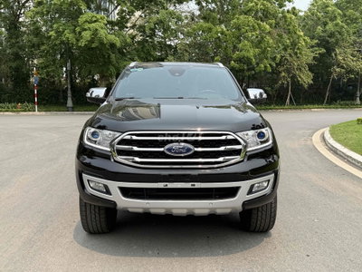 CẦN BÁN FORD EVEREST 4x4 TITANMIUM RẤT MỚI
