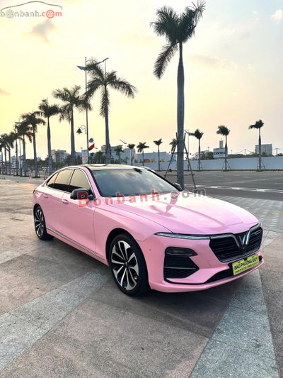 Xe VinFast Lux A 2.0 Premium 2.0 AT 2019