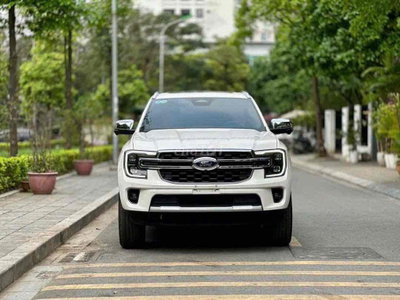 Ford Everest 2026 Hỗ Trợ Phí Trước Bạ